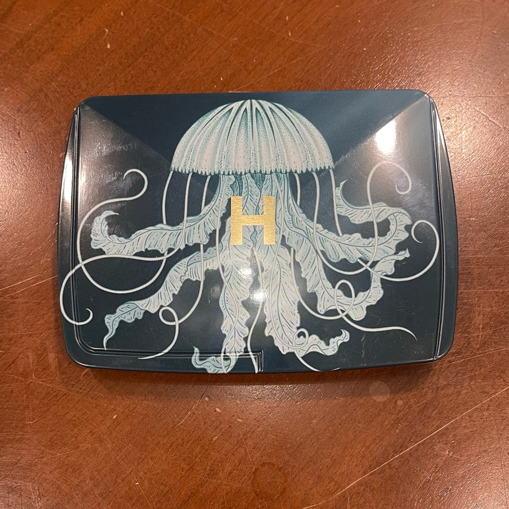 Hourglass jellyfish palette